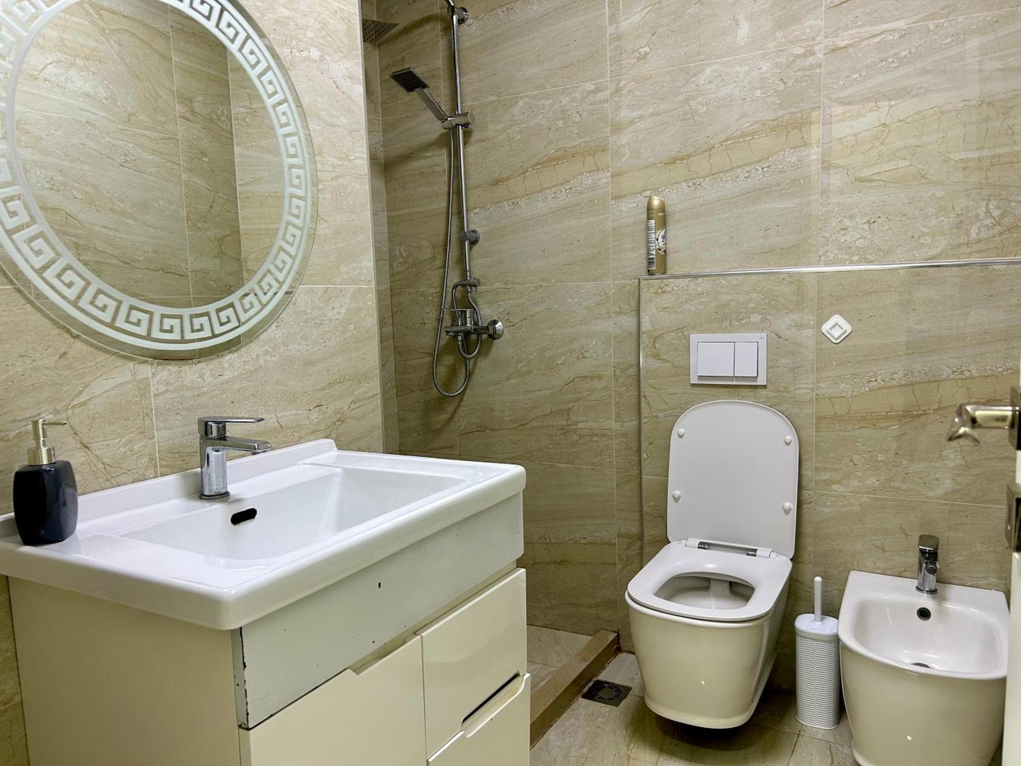A&X Lovely And Central Apartment - 24H Self Check-In Tirana Exterior photo
